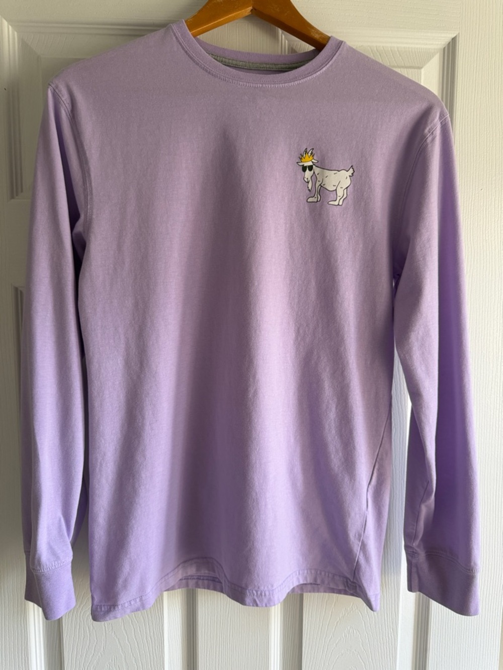GOAT USA Lilac Long-Sleeve Graphic Tee with Goat Motifp